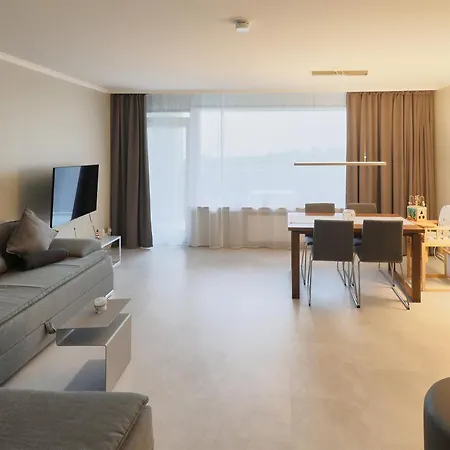 Апартаменты Strandhochhaus Doese 43